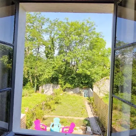 Spacieuse Maison De - 4 Personnes 3* Oloron-Sainte-Marie