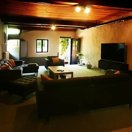 בית הארחה Spacieuse Maison De - 4 Personnes אולורן-סנט-מארי