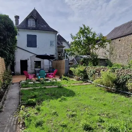 Spacieuse Maison De - 4 Personnes Guest house Oloron-Sainte-Marie